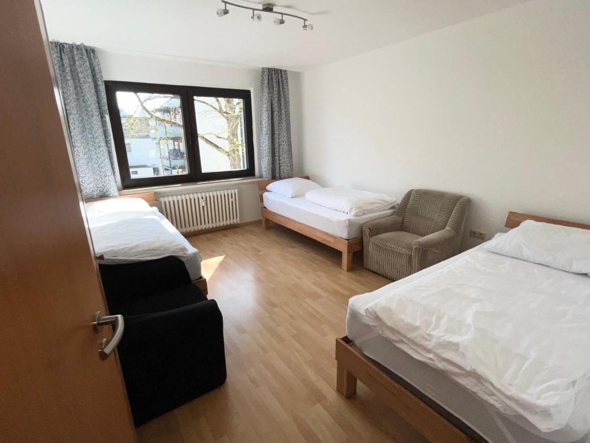 Zimmer für Monteure, Handwerker oder Reisende Essen Exterior foto